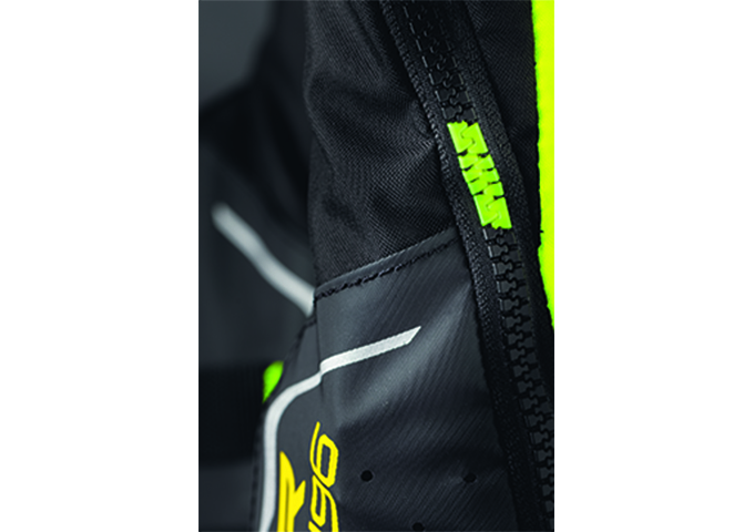 プラスチモ／SLR196 ライフジャケット