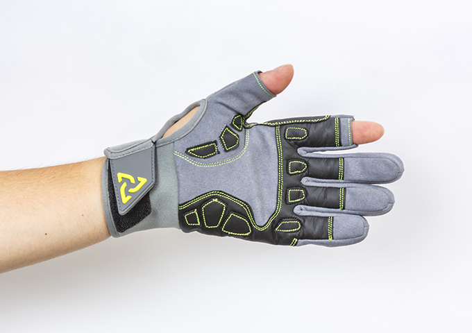 Typhoon/グローブ PERFORMANCE 2フィンガー